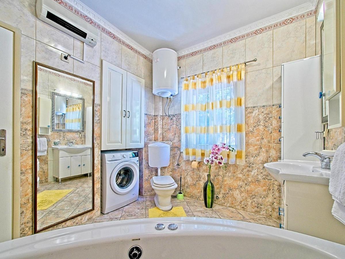 Nina Apartment Сплит Экстерьер фото